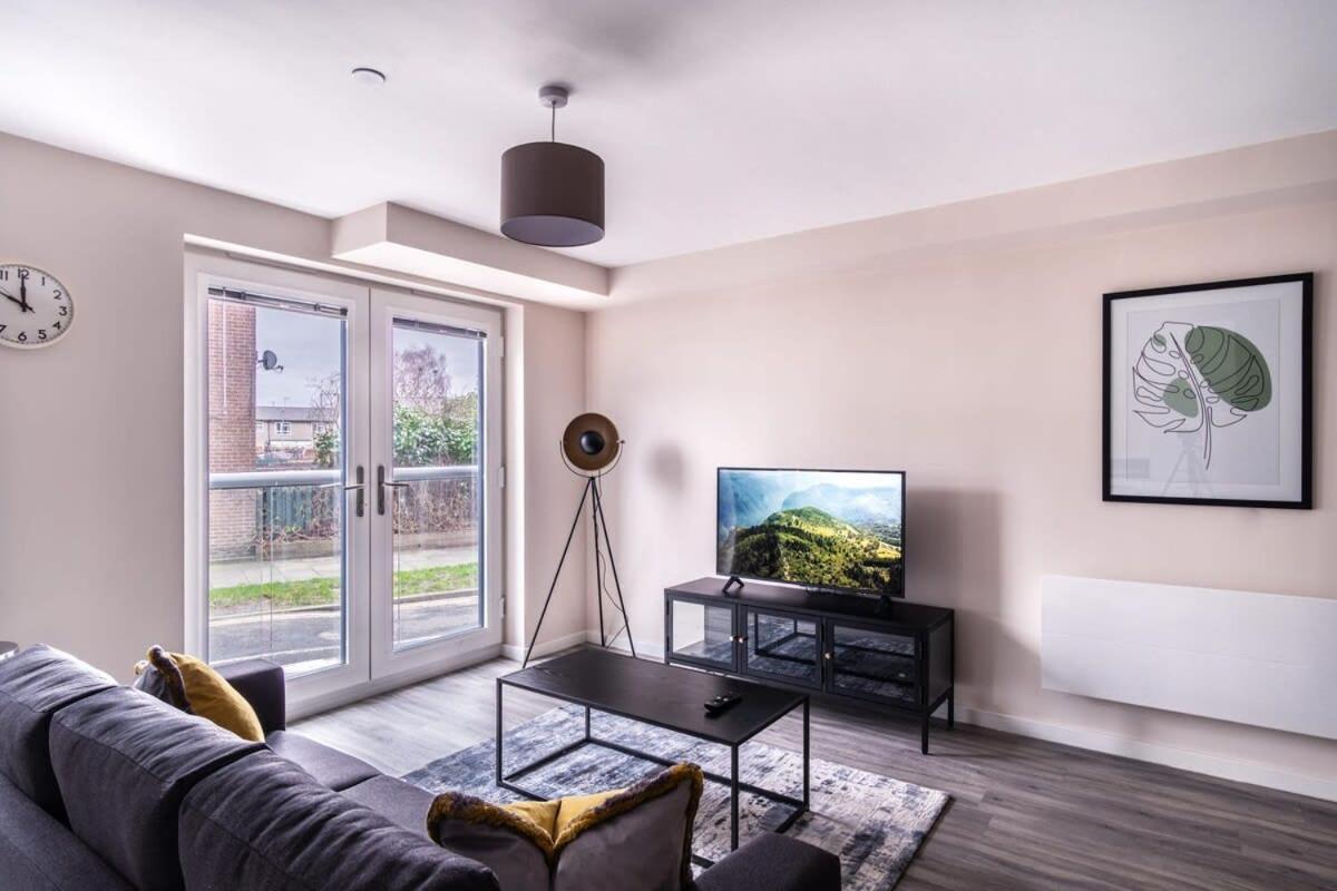 Modern & Spacious 2 Bed Apartment In Manchester Extérieur photo